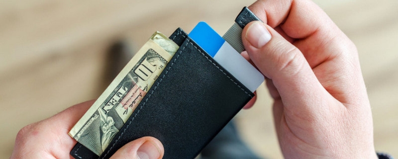 信用卡里的钱怎么转出来 信用卡的钱如何提现