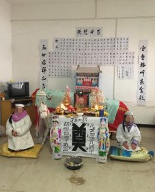 头七供饭碗筷摆放图片，祭品数量必须是三的倍数