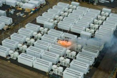特斯拉澳大利亚最大储能电站着火：锂电池着火