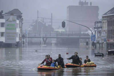 全球最吓人的大暴雨：席卷整个西欧的大暴雨(数千人失踪)