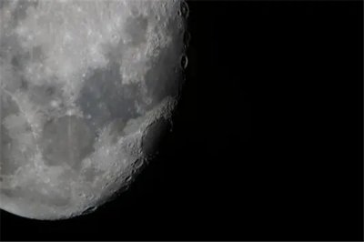 地球到月球的距离：38.4万千米（月球三大谜团）