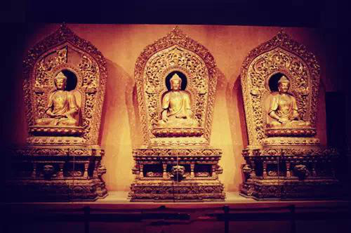 佛教的佛都是印度人吗？佛教最大的佛是哪位？