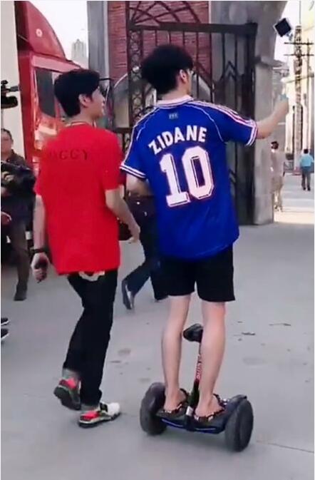 筷子腿的腿围范围是多少厘米，男生筷子腿是天生的吗？